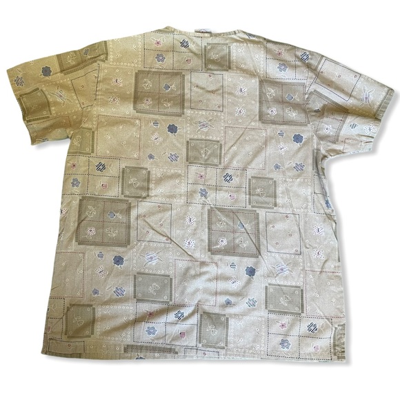 Tan Quilted Patchwork Patterned Scrub Top - Picture 5 of 5
